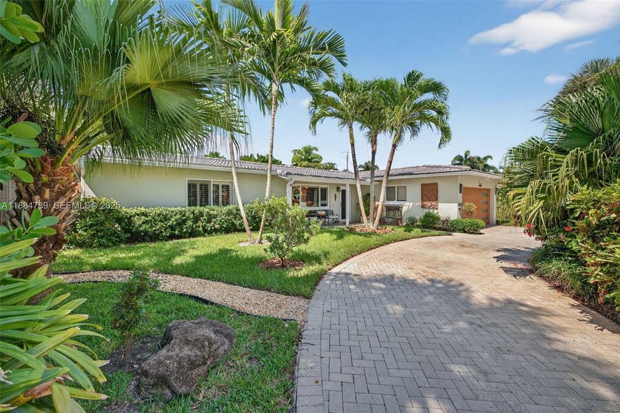 Property photo for 2833 NW 10th Avenue, Wilton Manors, FL