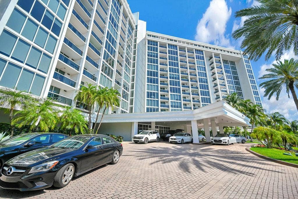 10275 Collins Avenue, #312, Bal Harbour, Bal Harbour, FL 33154 Photo 30