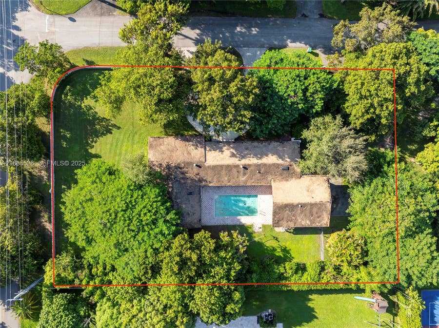 Property photo for 6201 SW 114th Street, Pinecrest, FL