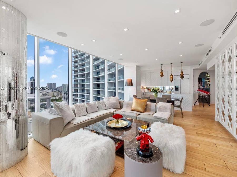 Property photo for 2020 N Bayshore Drive, #2702, Miami, FL