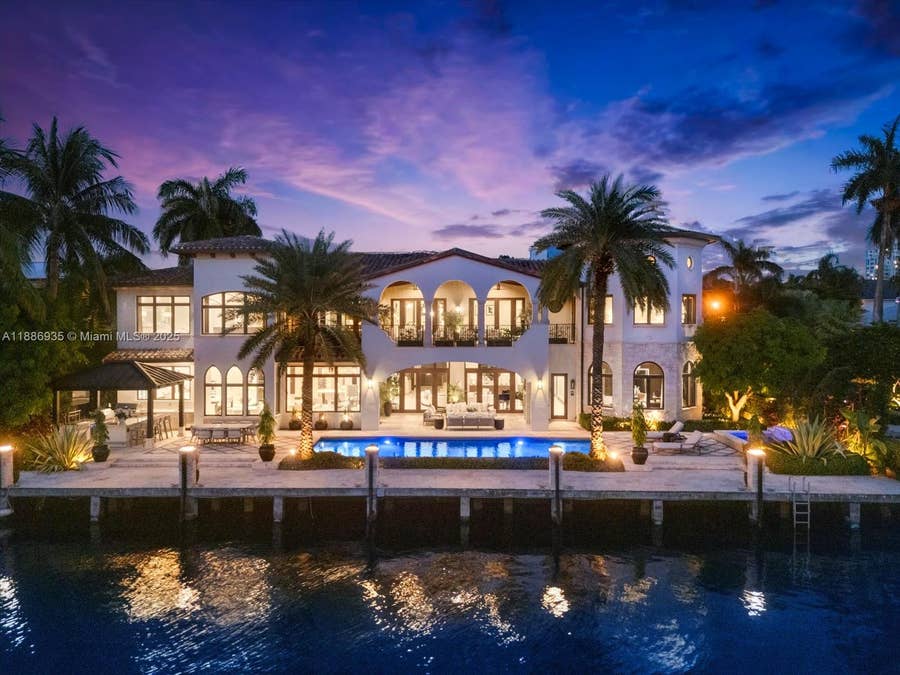 Property photo for 821 Solar Isle Drive, Fort Lauderdale, FL