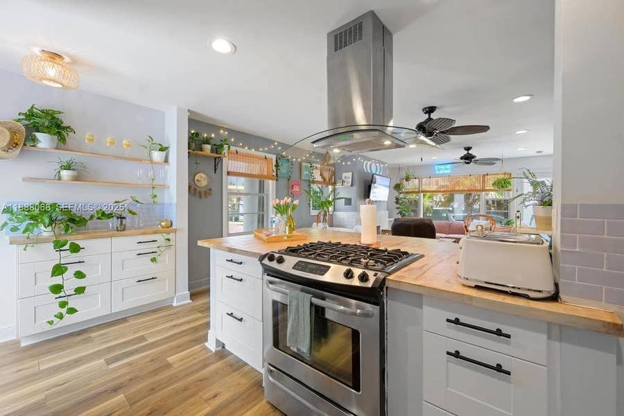 Property photo for 314 New Hampshire Street, #23, Hollywood, FL