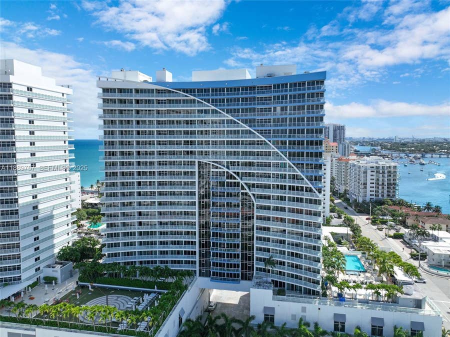 Property photo for 3101 Bayshore Drive, #1704, Fort Lauderdale, FL