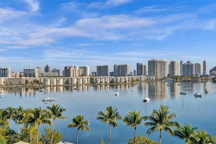 Property photo for 17301 Biscayne Boulevard, #708, North Miami Beach, FL