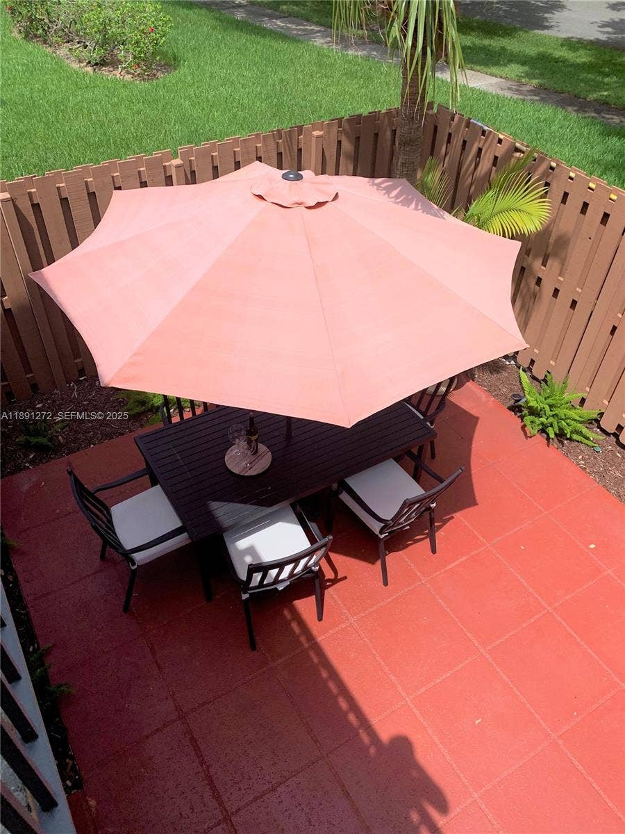 2561 Camelot Court, Cooper City, Cooper City, FL 33026 Patio