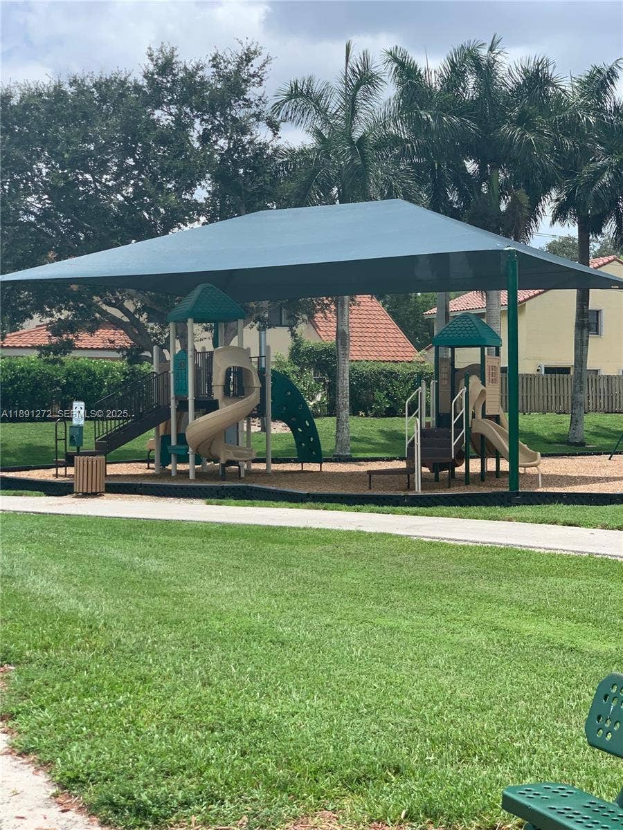2561 Camelot Court, Cooper City, Cooper City, FL 33026 Playground Tot-lot