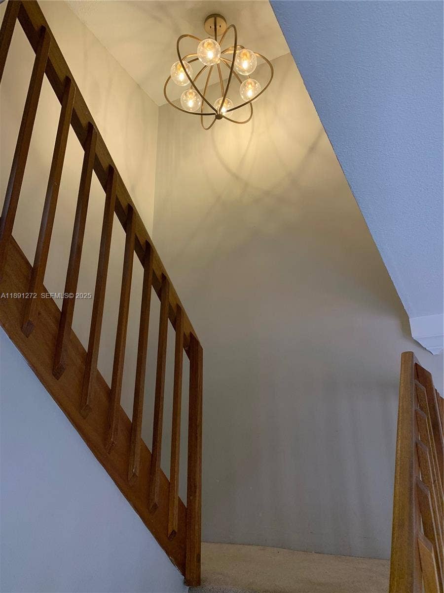 2561 Camelot Court, Cooper City, Cooper City, FL 33026 Elegant stairwell Lighting
