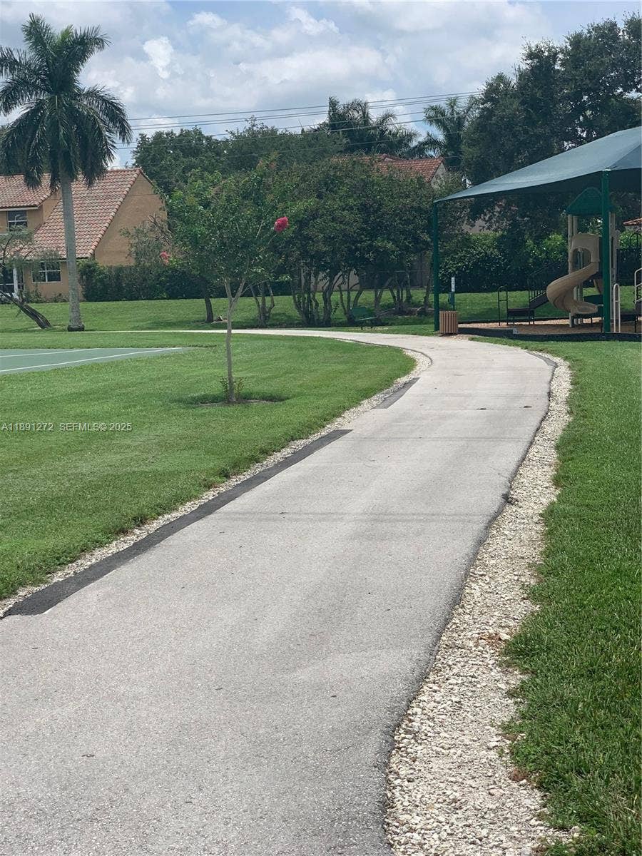 2561 Camelot Court, Cooper City, Cooper City, FL 33026 Running & Biking trail