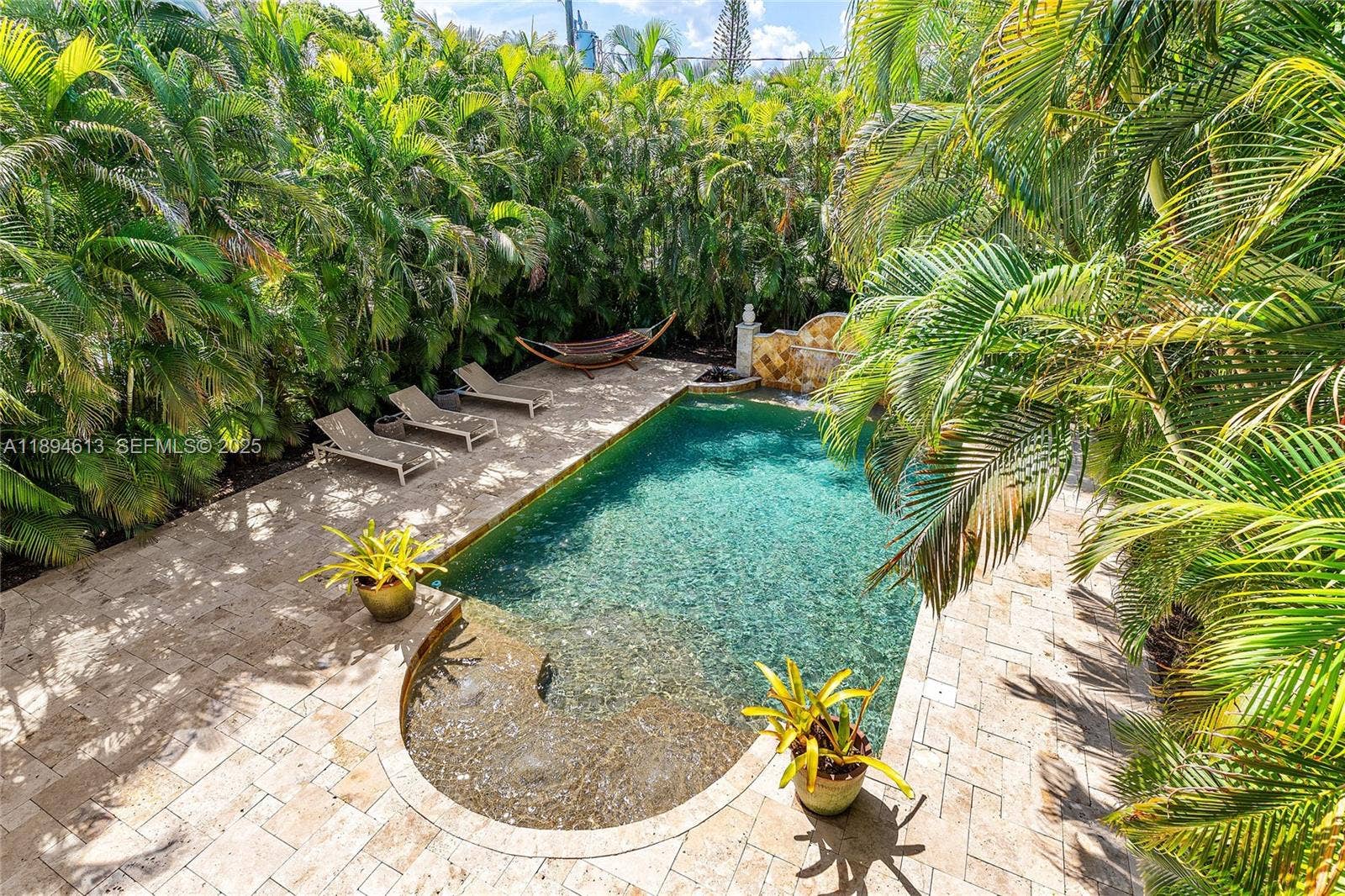12 NE 26th Street, Wilton Manors, FL 33305 Photo 4