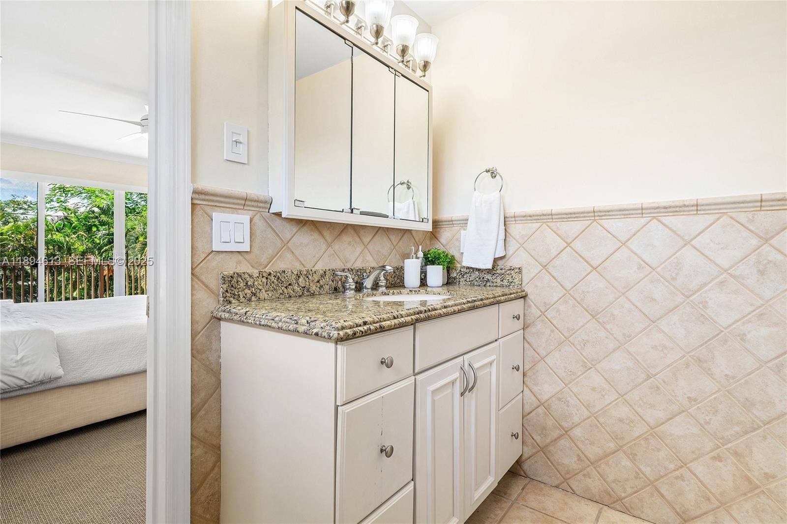 12 NE 26th Street, Wilton Manors, FL 33305 Photo 22
