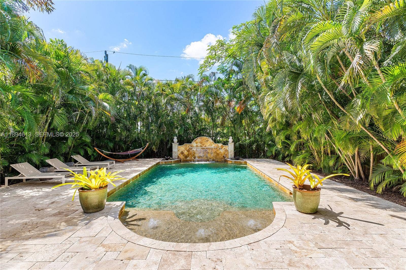 12 NE 26th Street, Wilton Manors, FL 33305 Photo 2