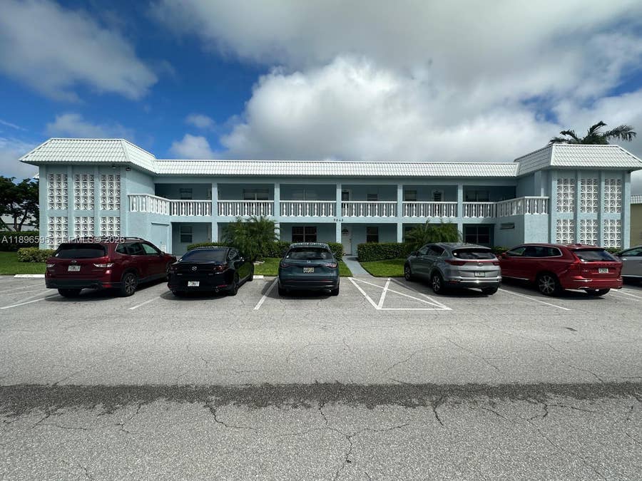 Property photo for 9848 Marina Boulevard, #811, Boca Raton, FL