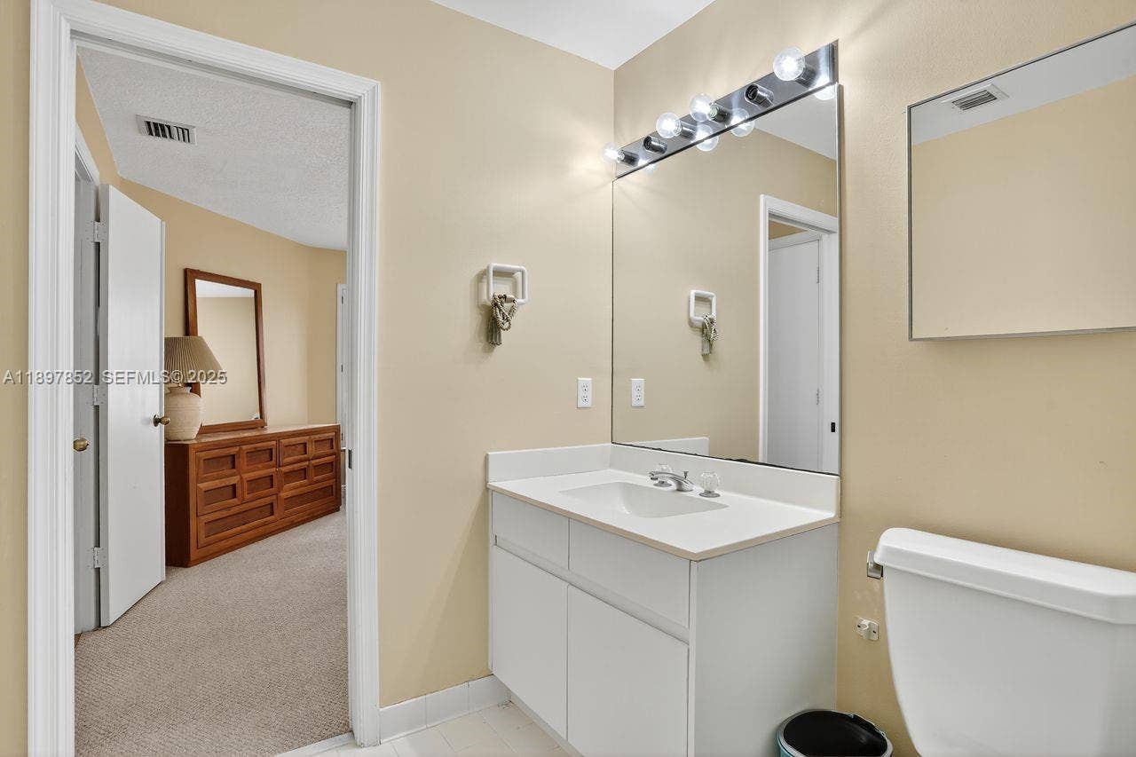4119 W Palm Aire Drive, #A4, Pompano Beach, FL 33069 Photo 13