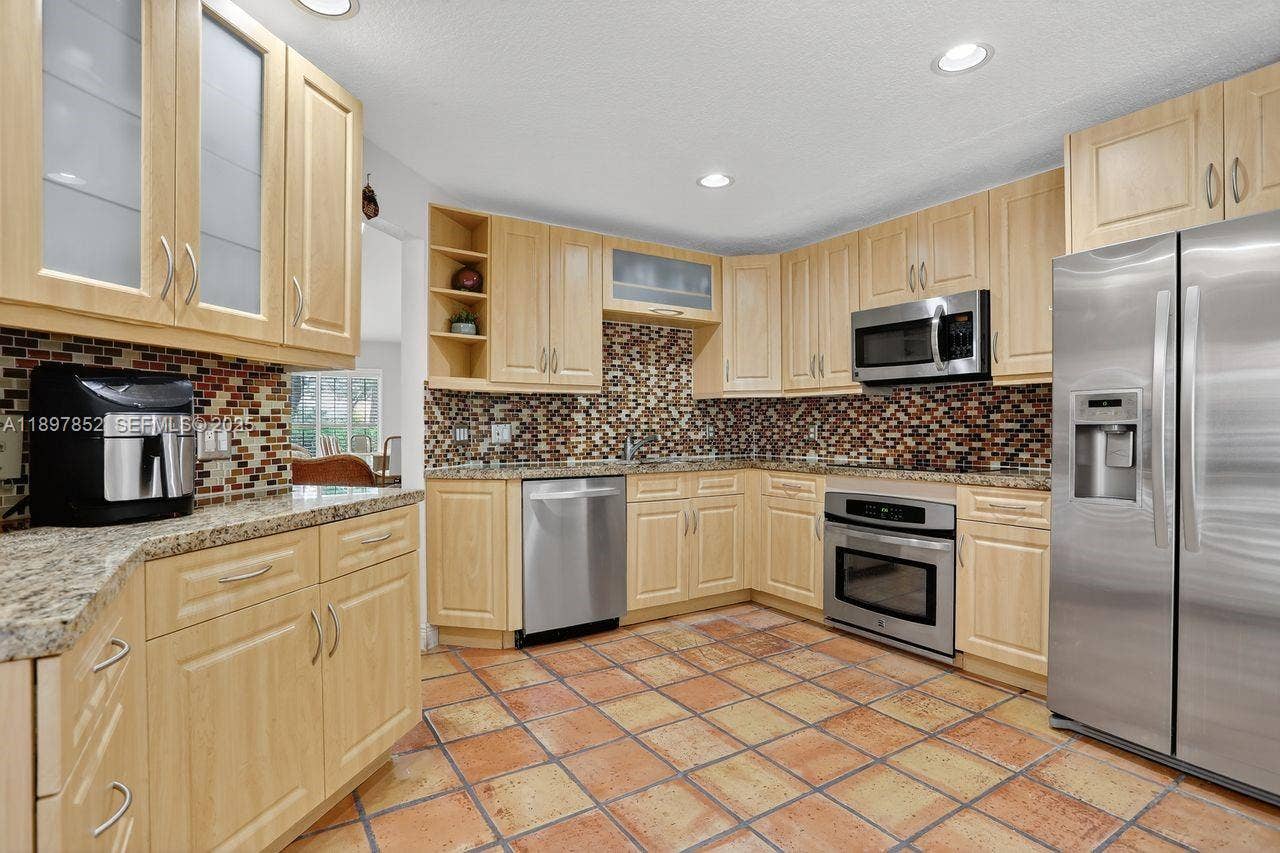 4119 W Palm Aire Drive, #A4, Pompano Beach, FL 33069 Photo 4