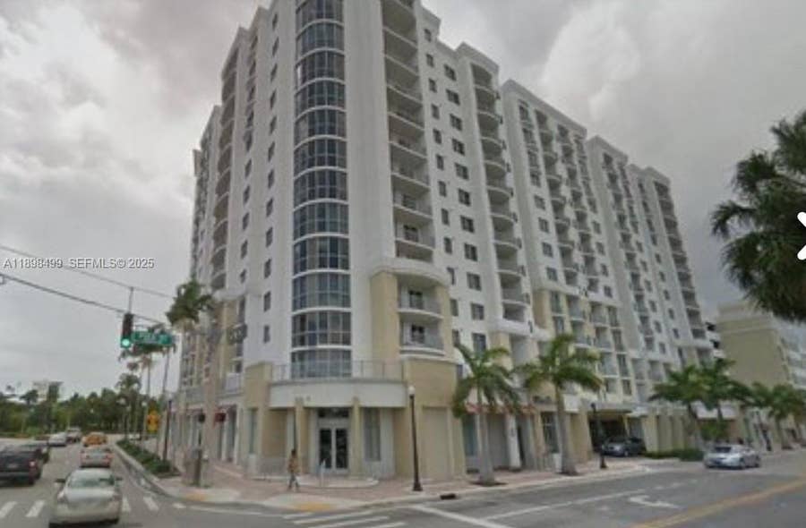 Property photo for Hollywood, FL