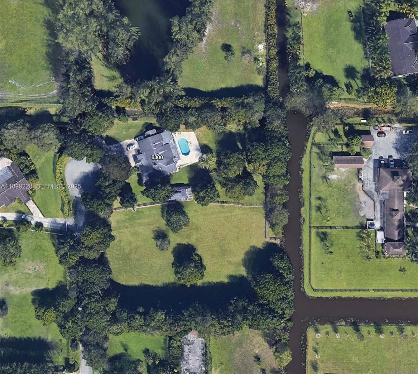 6300 SW 181st Lane, Southwest Ranches, FL 33331 Photo 5