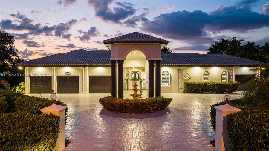 Property photo for 13751 Pine Meadow Court, Davie, FL