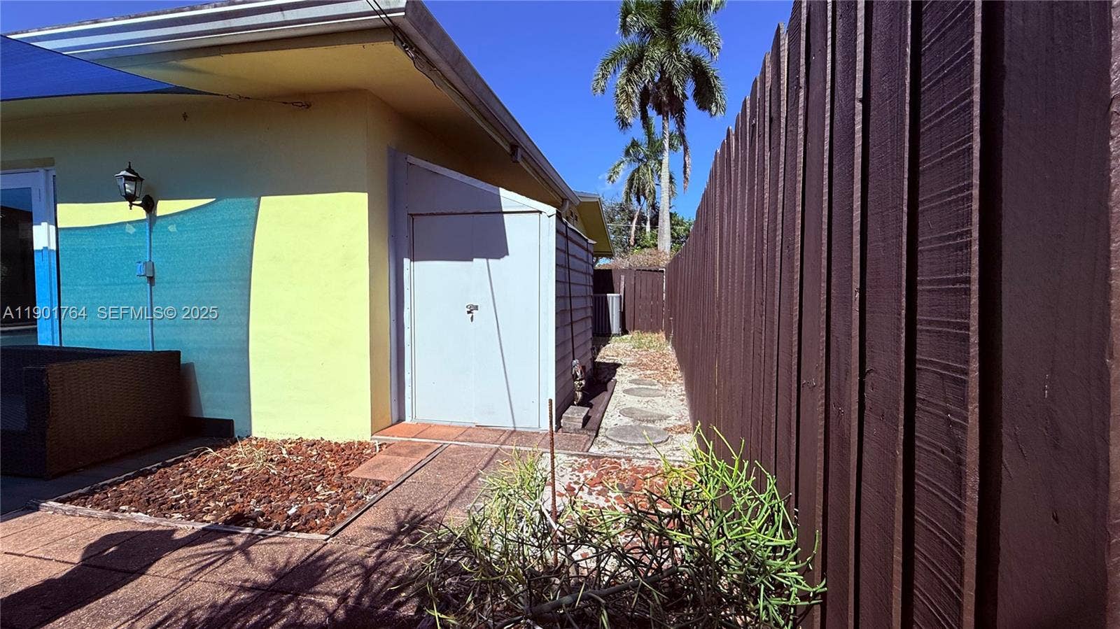 800 NW 29th Street, Wilton Manors, FL 33311 Photo 21