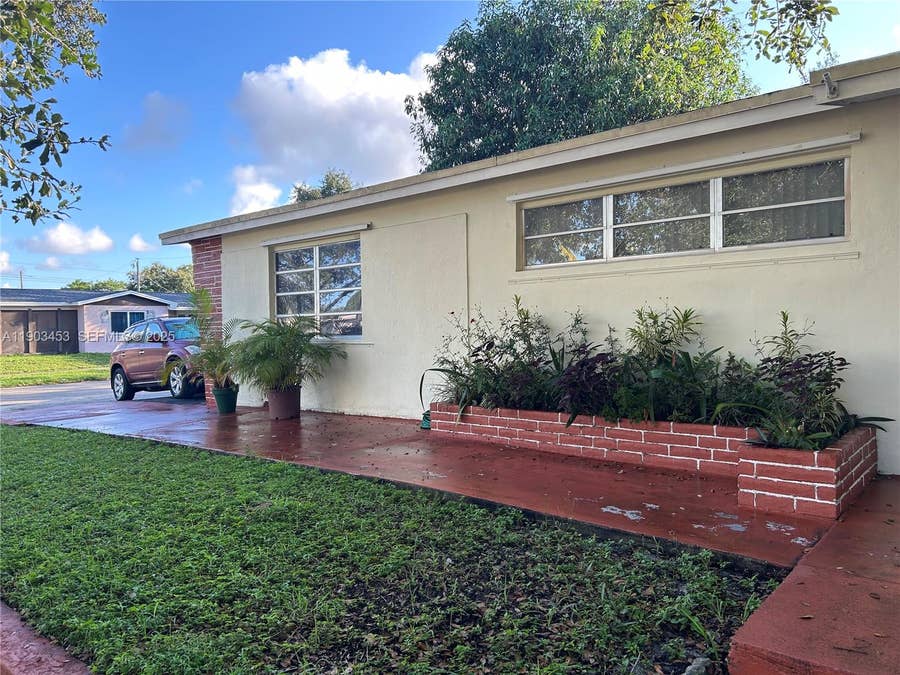 Property photo for 7040 Thomas Street, Hollywood, FL
