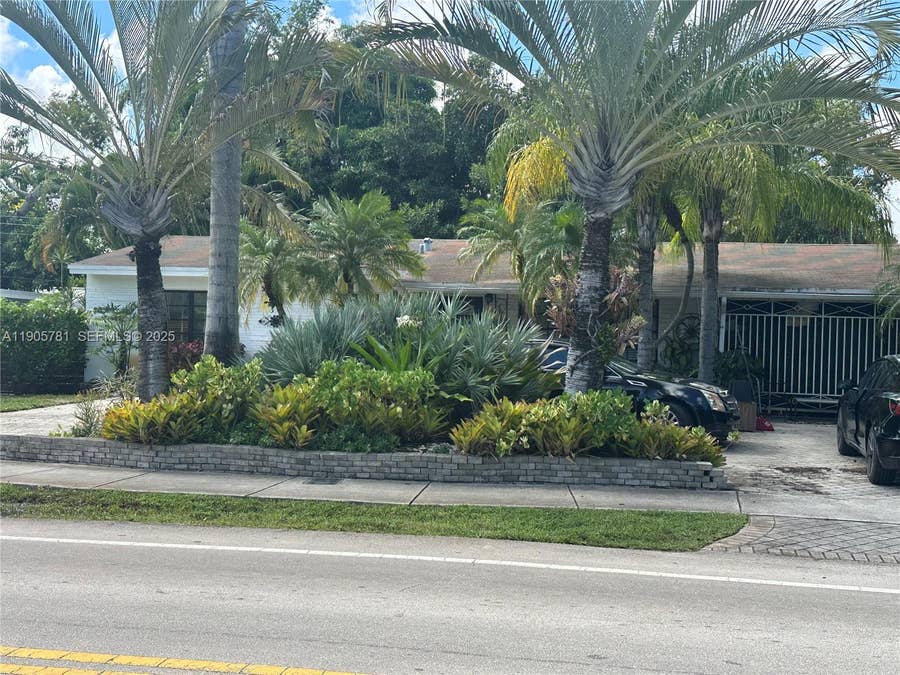 Property photo for 2805 NE 16th Avenue, Wilton Manors, FL