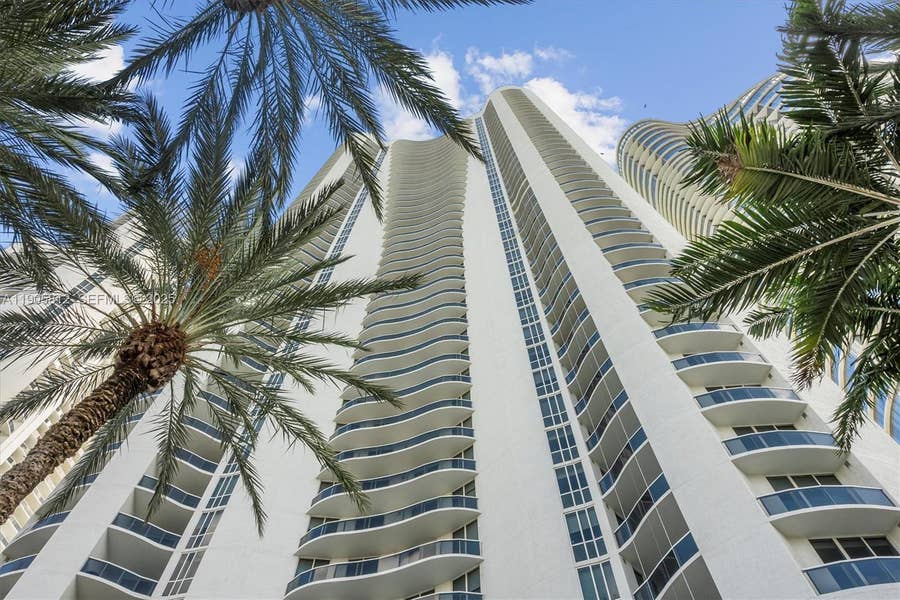Property photo for 15811 Collins Avenue, #3405, Sunny Isles Beach, FL