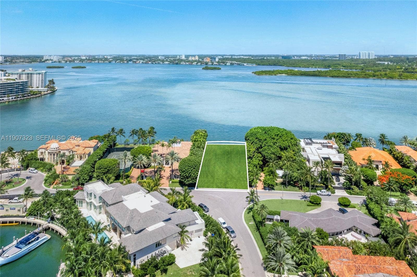 216 Bal Bay Drive, Bal Harbour, FL 33154 Photo 9
