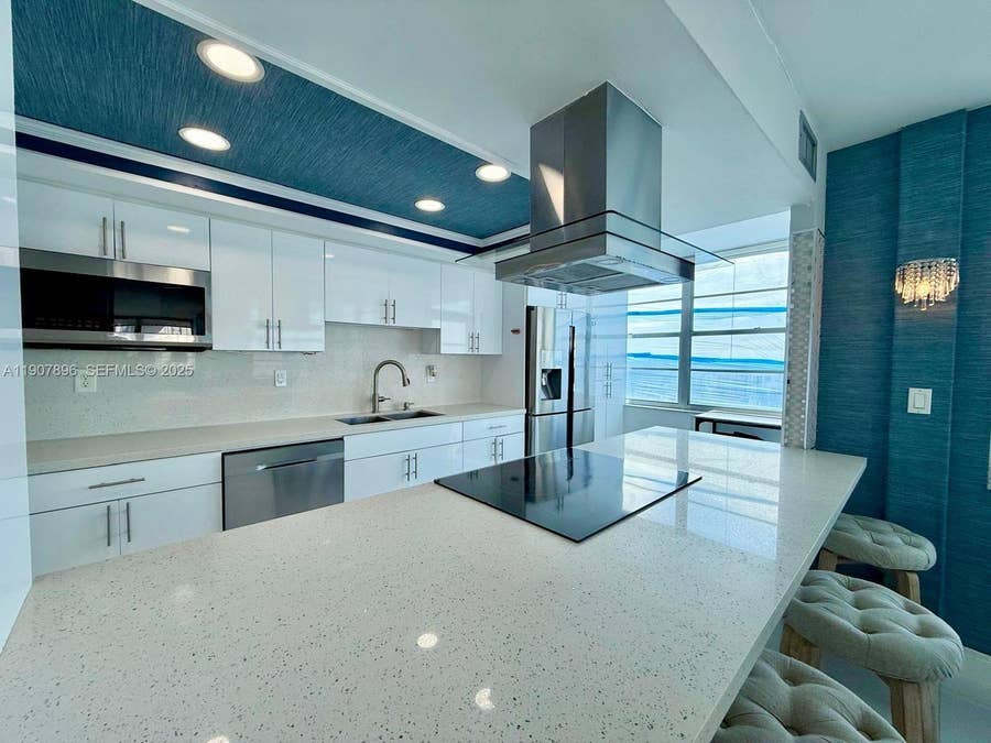 Property photo for 18051 Biscayne Boulevard, #1604, Aventura, FL