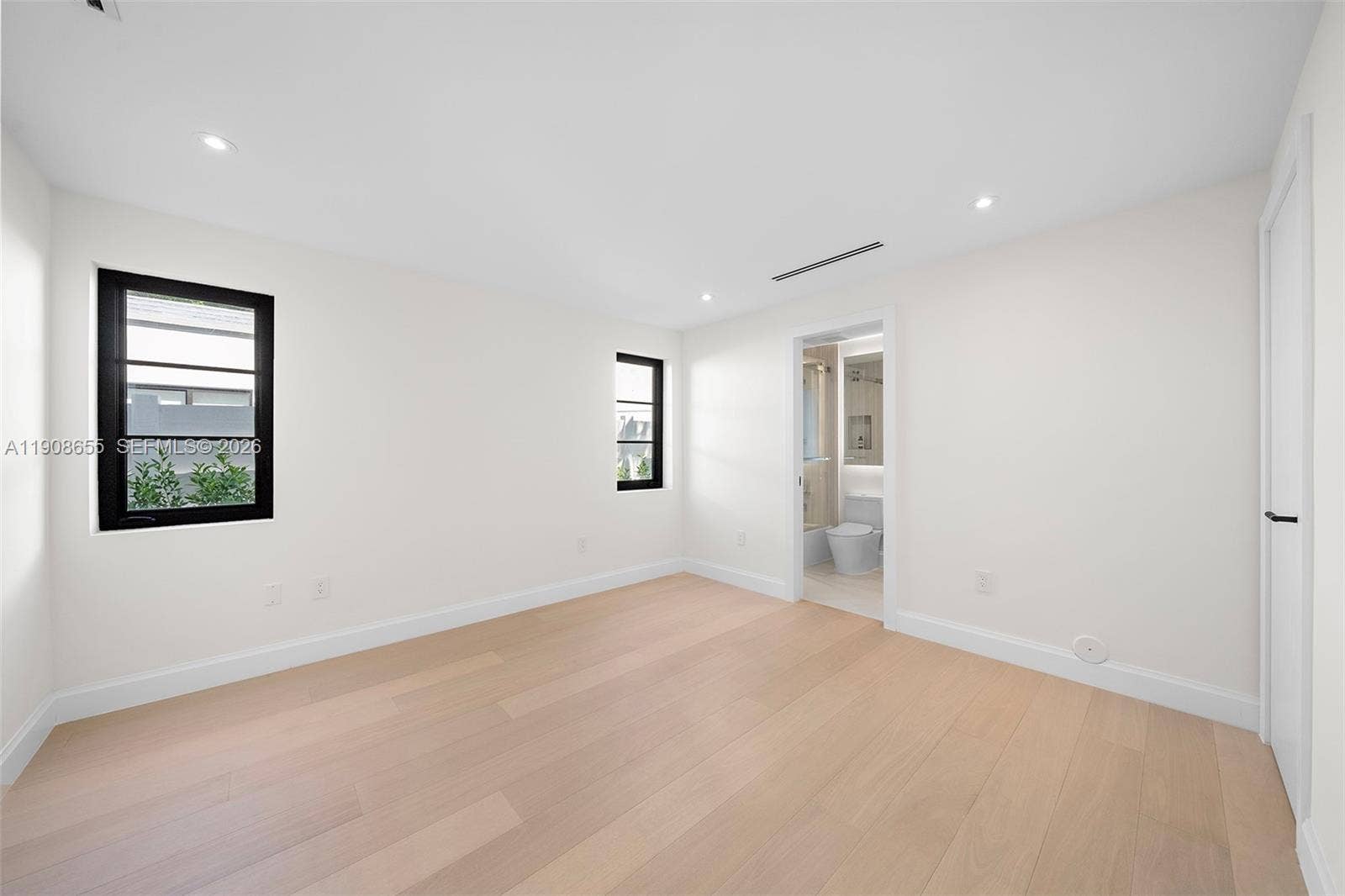 601 NE 56th Street, Miami, FL 33137 Photo 68