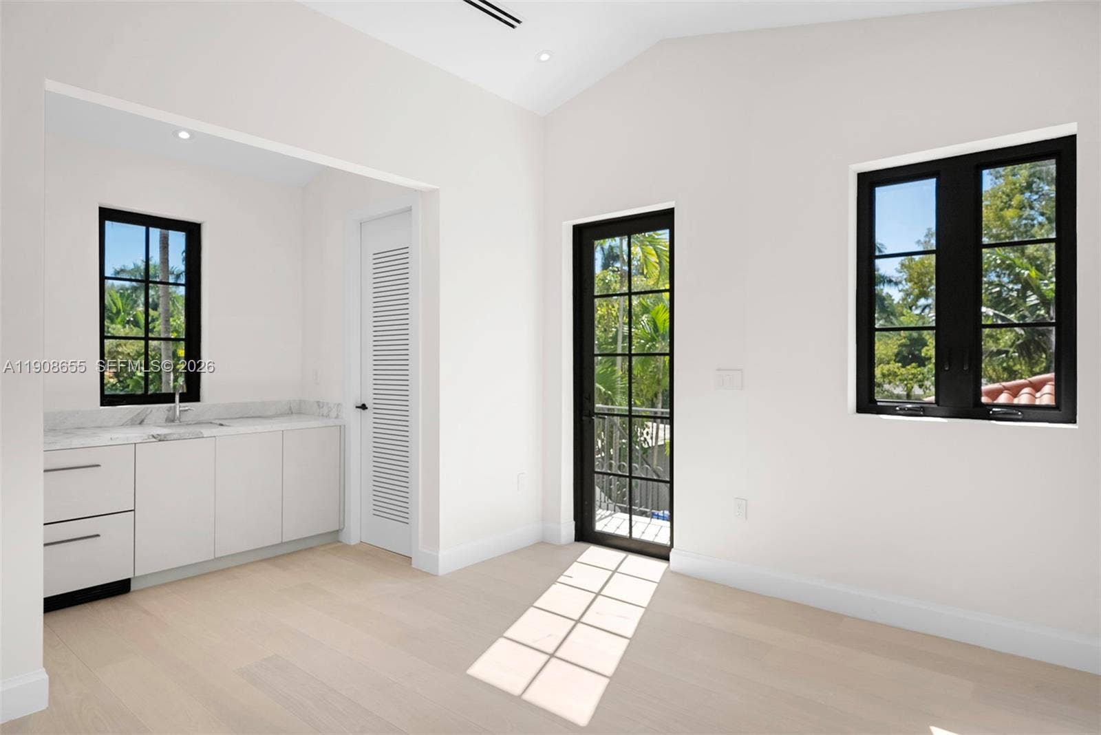 601 NE 56th Street, Miami, FL 33137 Photo 58
