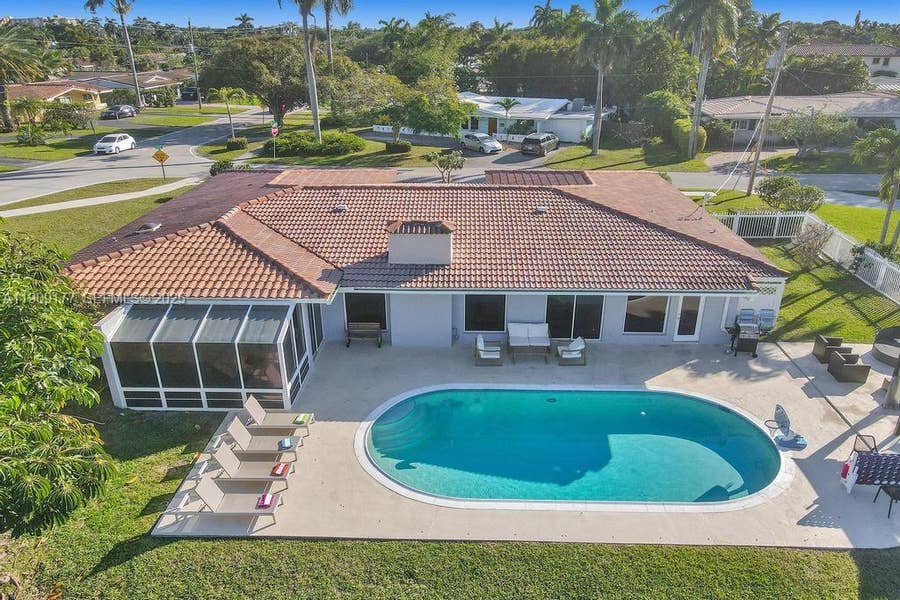 Property photo for 1109 SE 12th Street, Deerfield Beach, FL