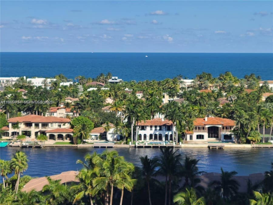 Property photo for 21055 Yacht Club Drive, #1602, Aventura, FL