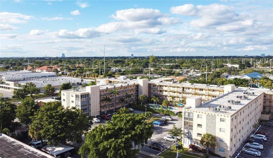 Property photo for 2145 Pierce Street, #205, Hollywood, FL