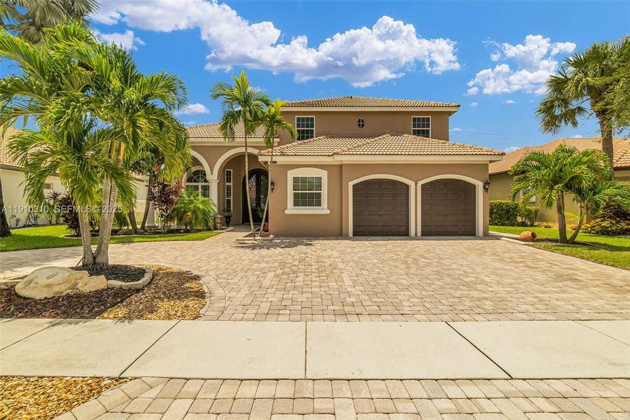 Property photo for 15974 SW 16th Street, Pembroke Pines, FL