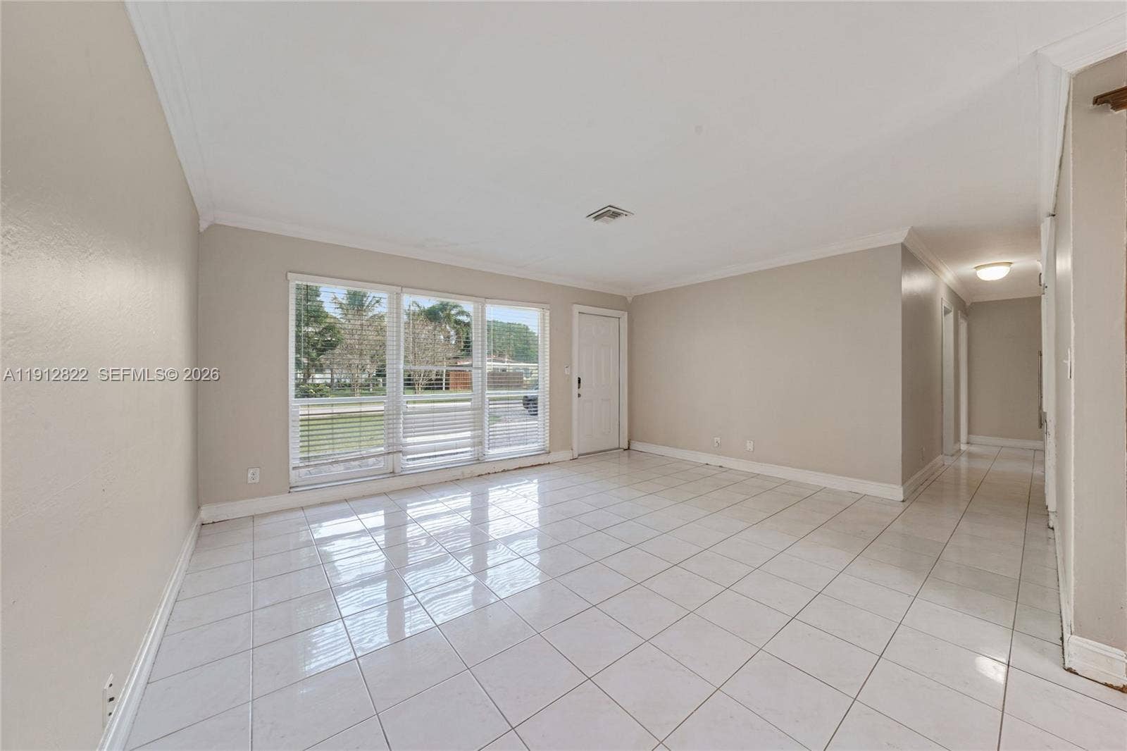 2419 NW 8th Avenue, Wilton Manors, FL 33311 Photo 6