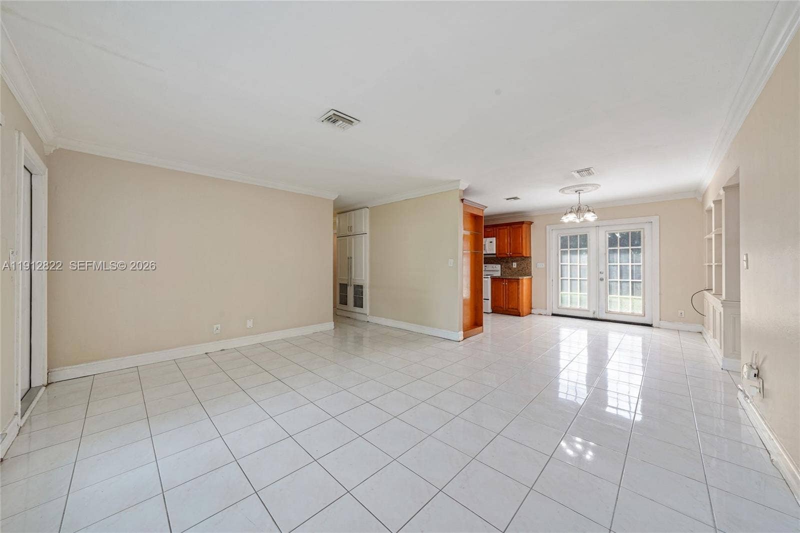 2419 NW 8th Avenue, Wilton Manors, FL 33311 Photo 3
