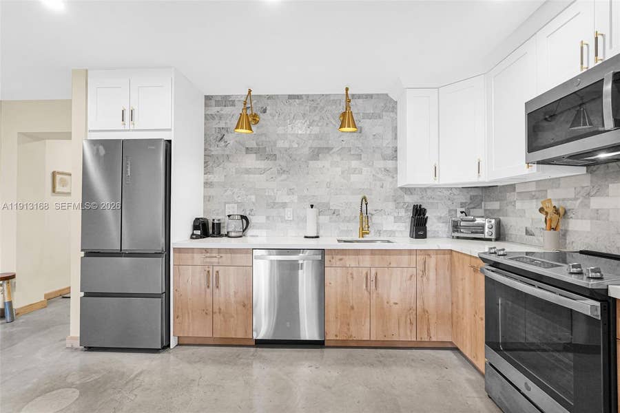 Property photo for 1012 NE 2nd Street, Hallandale Beach, FL