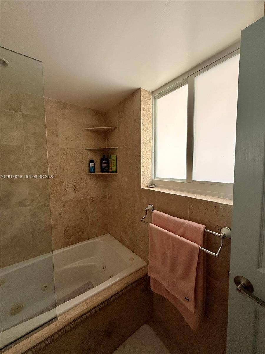 180 Isle Of Venice Drive, #100, Fort Lauderdale, Fort Lauderdale, FL 33301 Photo 11