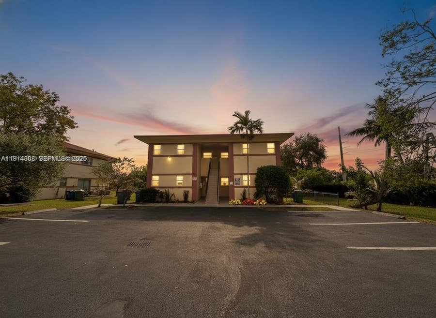 Property photo for 825 SW 10th Street, Hallandale Beach, FL