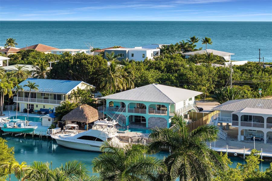 Property photo for 232 W Seaview Drive, Duck Key, FL