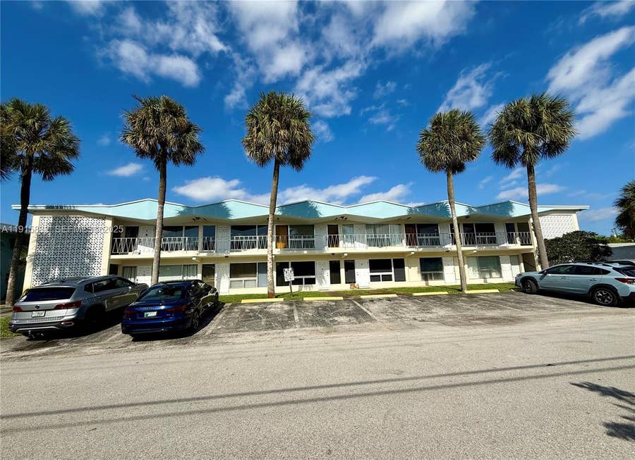 Property photo for 715 NW 30th Court, #11, Wilton Manors, FL