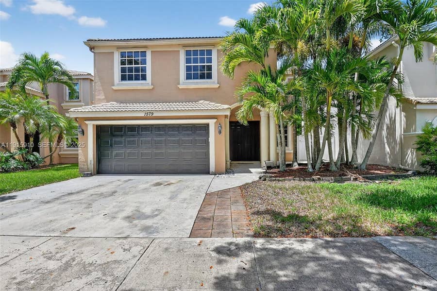 Property photo for 1579 Briar Oak Drive, Royal Palm Beach, FL