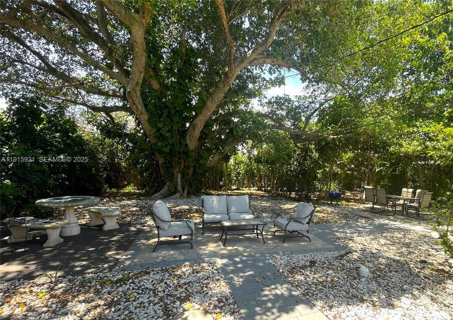 Property photo for 1211 NE 15th Avenue, #1, Fort Lauderdale, FL