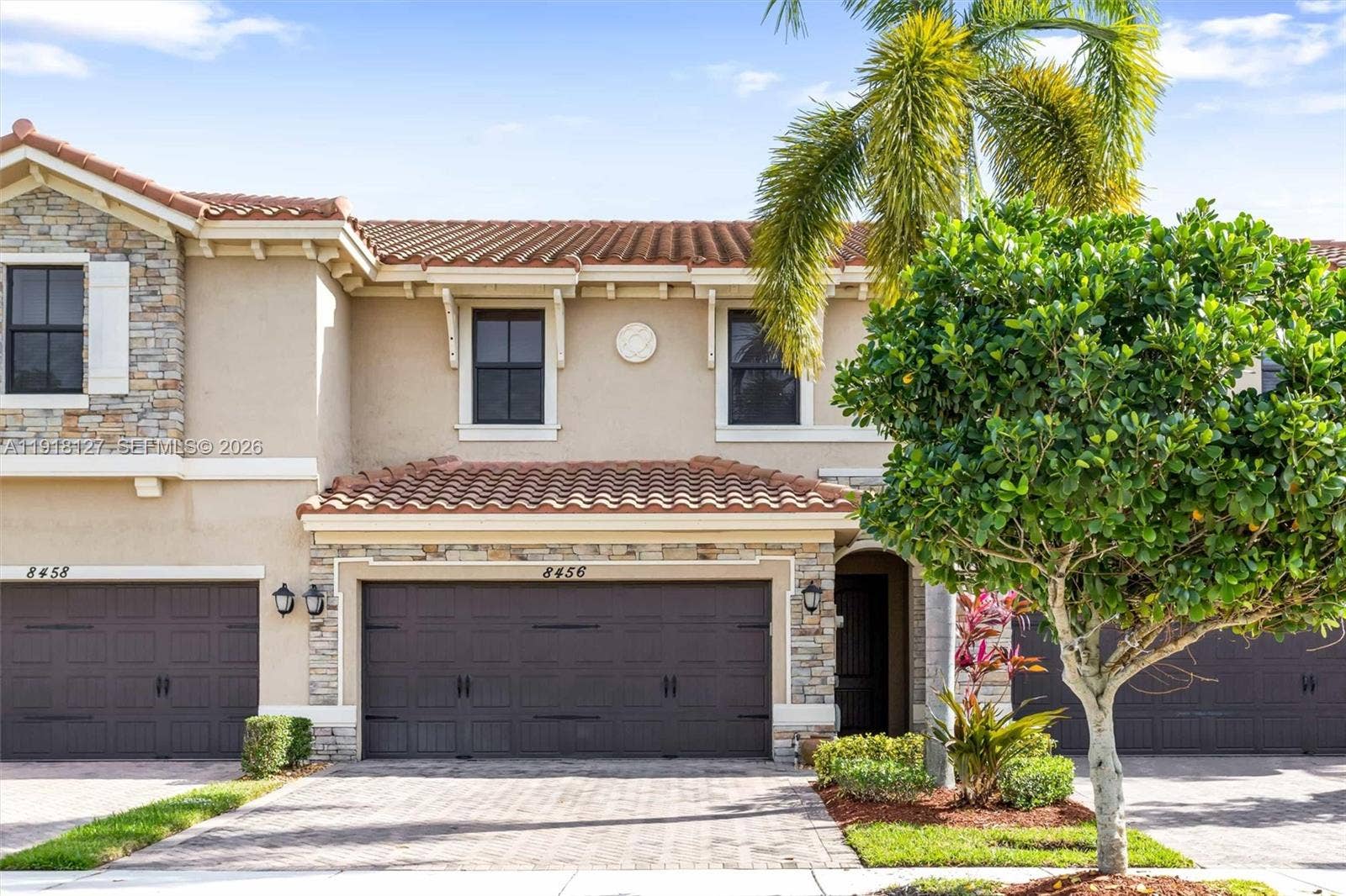 8456 Lake Majesty Lane, #8456, Parkland, FL 33076 Photo 5