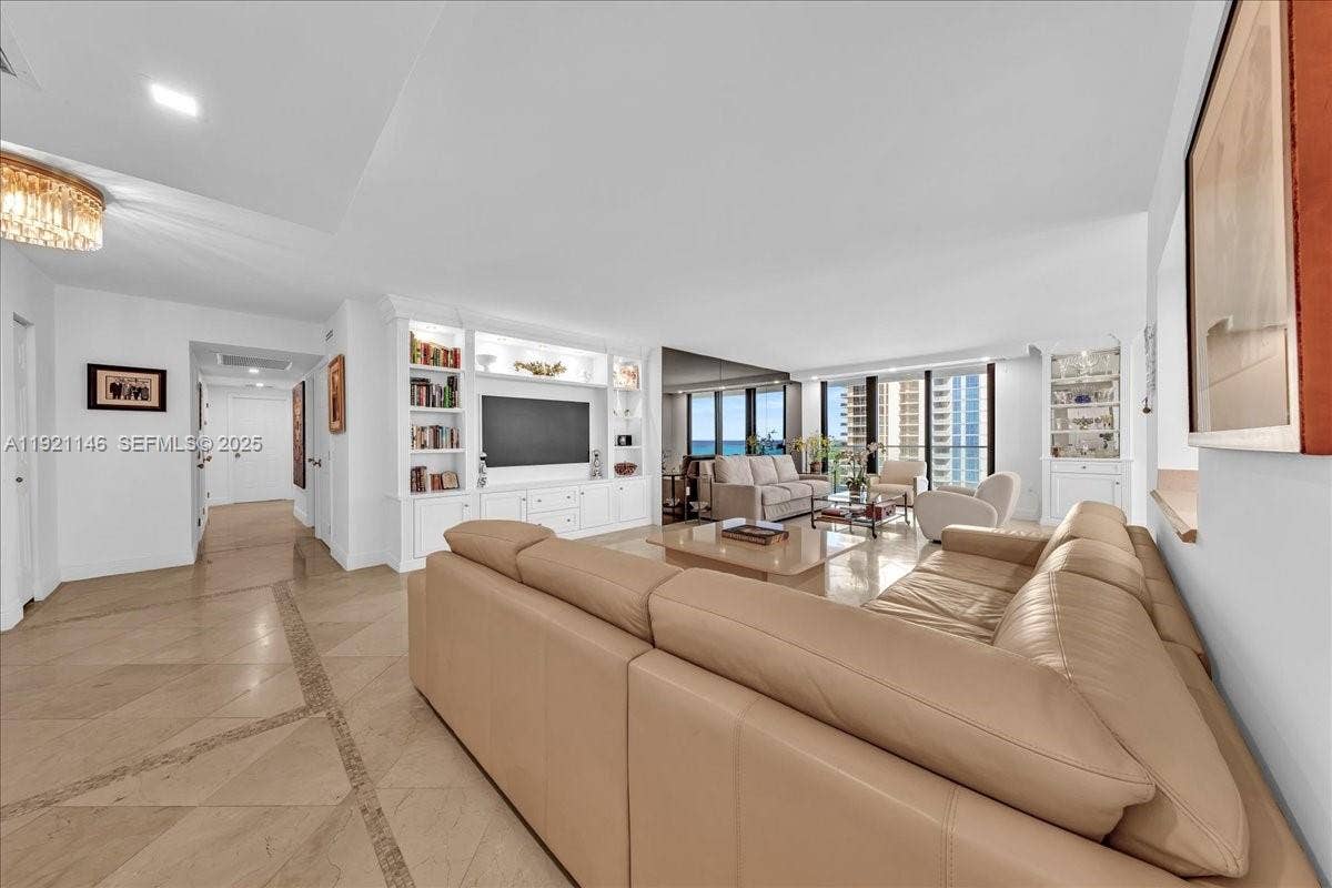 9801 Collins Avenue, #11A, Bal Harbour, FL 33154 Photo 24