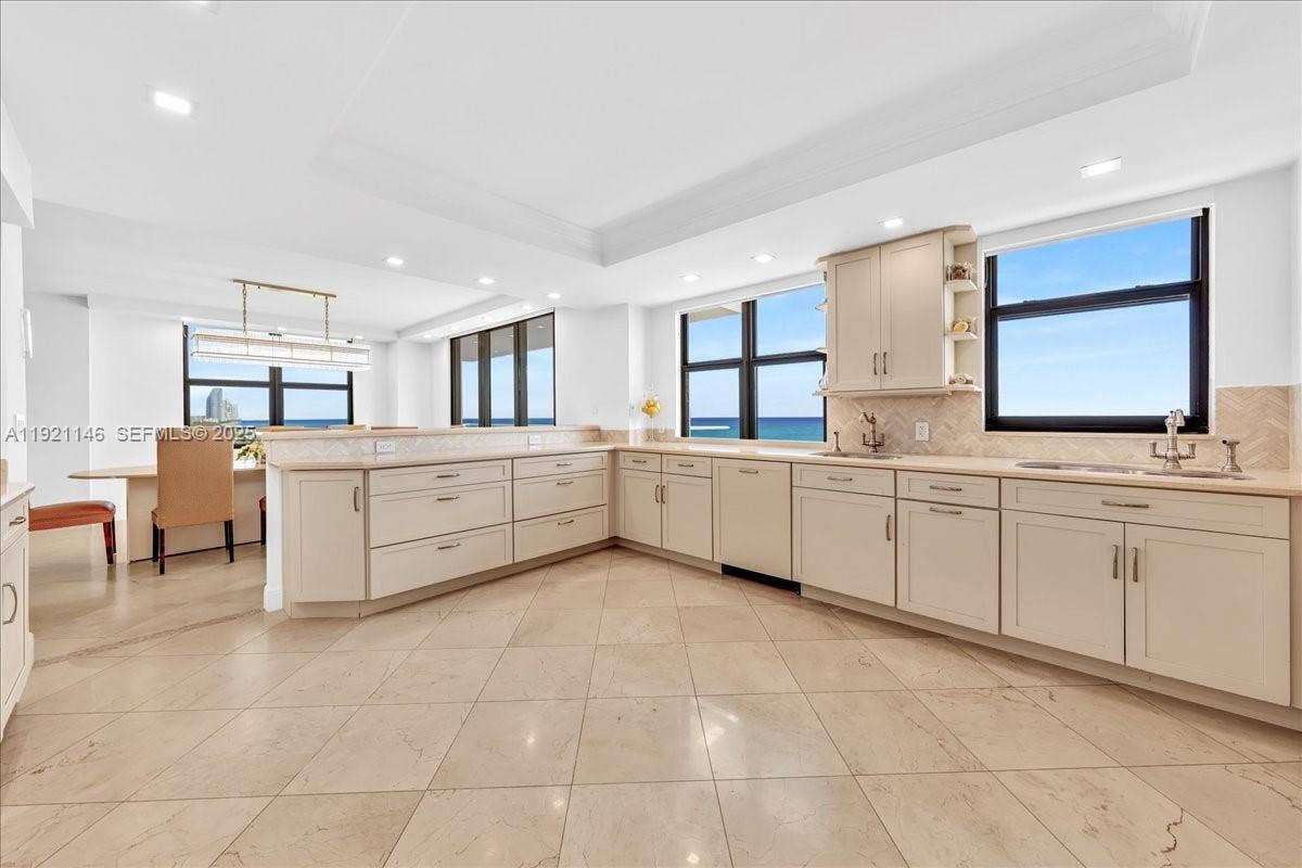 9801 Collins Avenue, #11A, Bal Harbour, FL 33154 Photo 15
