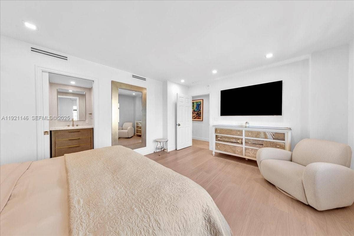 9801 Collins Avenue, #11A, Bal Harbour, FL 33154 Photo 33