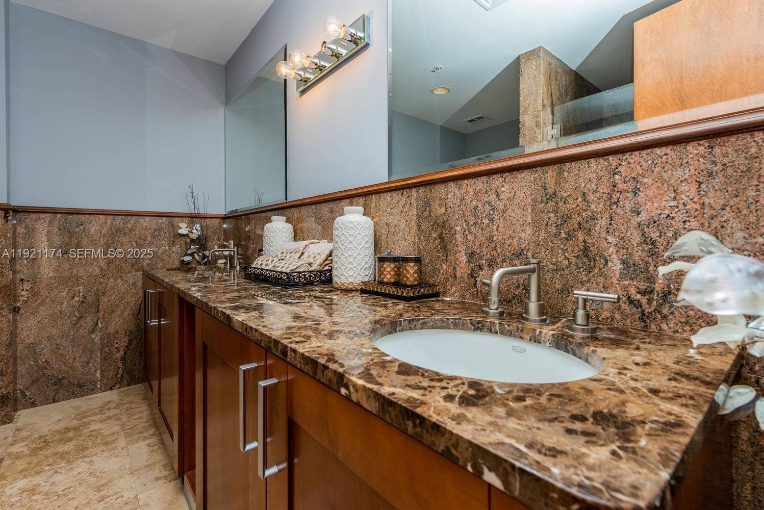 9499 Collins Avenue, #PH-02, Surfside, Surfside, FL 33154 Photo 19