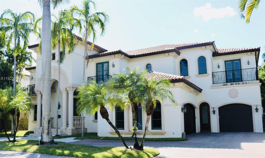 Property photo for 709 Isle Of Palms Drive, Fort Lauderdale, FL
