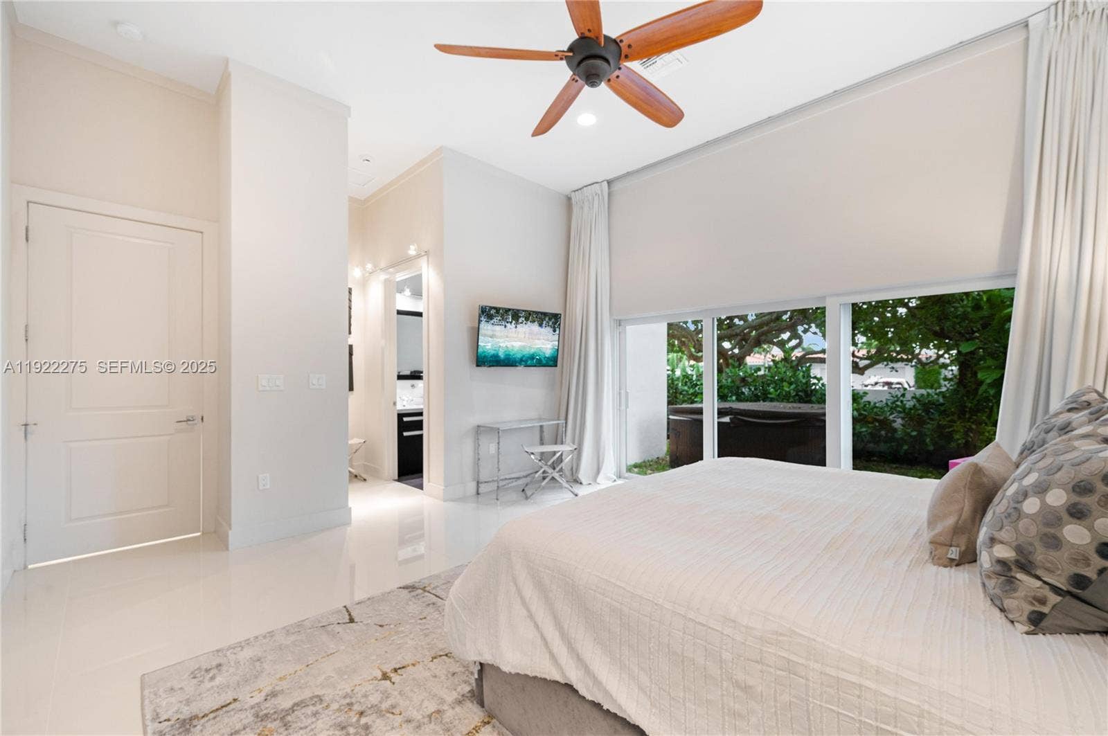 2112 NE 17th Avenue, Wilton Manors, FL 33305 Photo 38