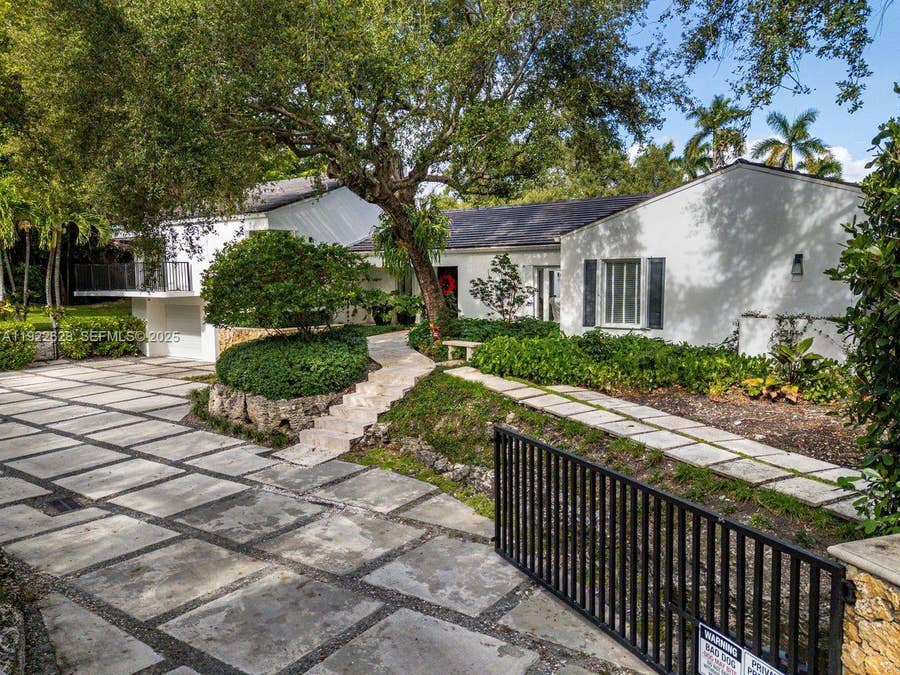 Property photo for 7000 Robles Street, Coral Gables, FL